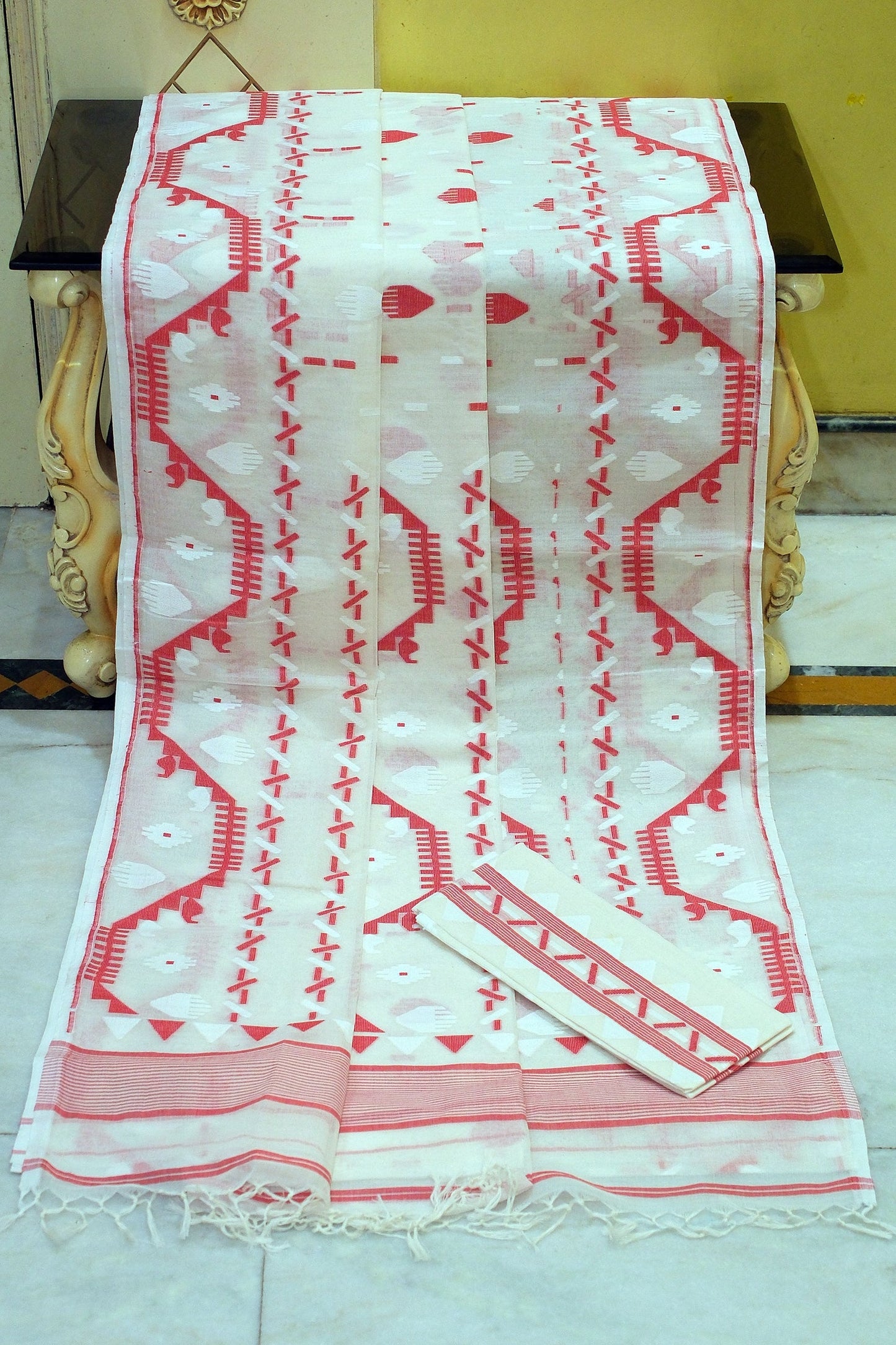 Handwoven Karat Nakshi Jamdani Work Cotton Mulsin Saree in Off White, White and Red