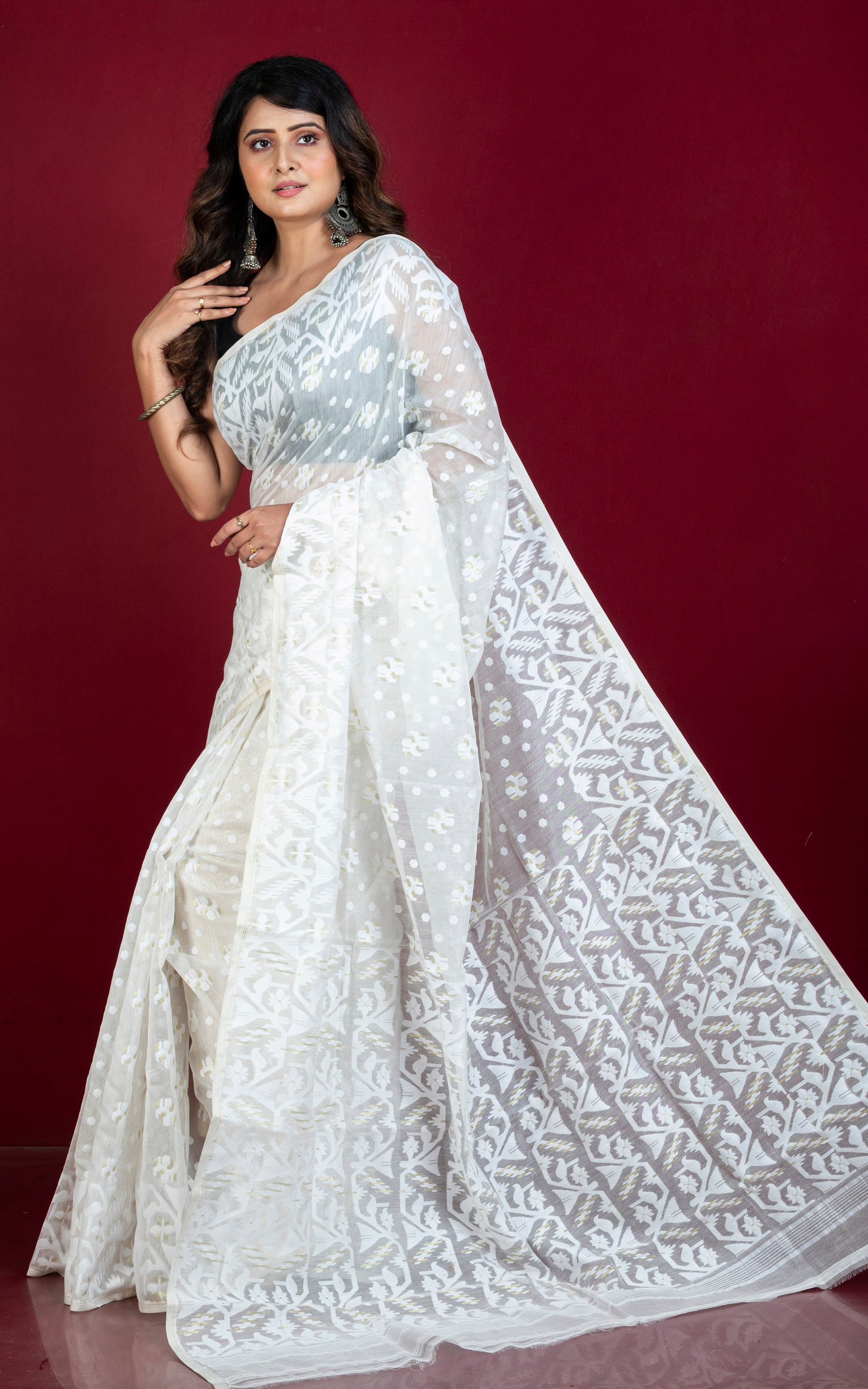 Sholapuri Work Jamdani Saree in Off White, White and Golden