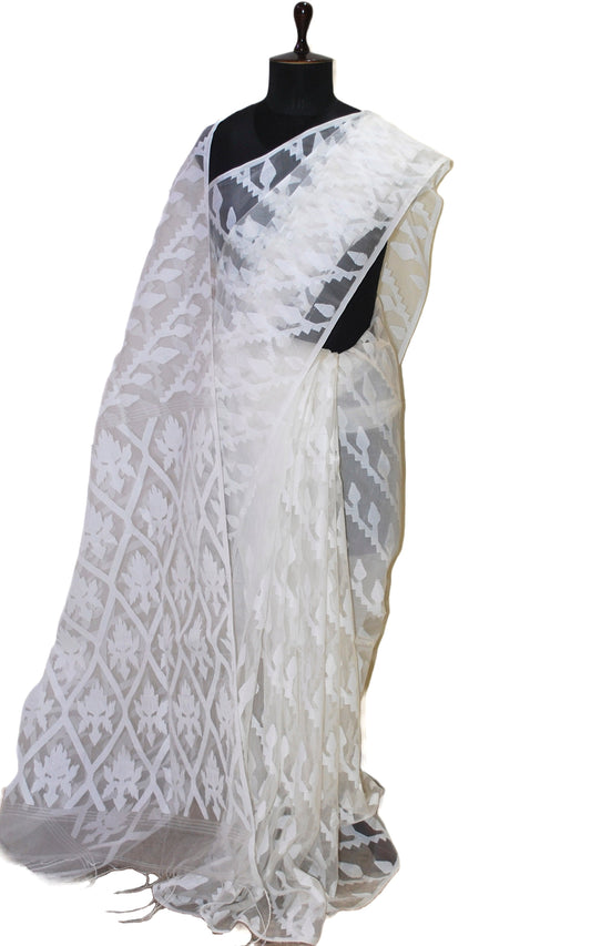 Sholapuri Thread Work Soft Muslin Jamdani Silk Saree in Off White and White