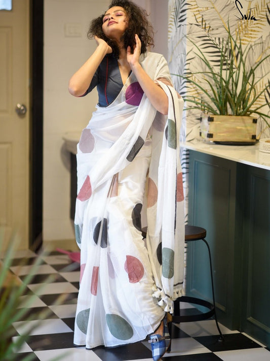 My bed of snow polka - Suta Bombay