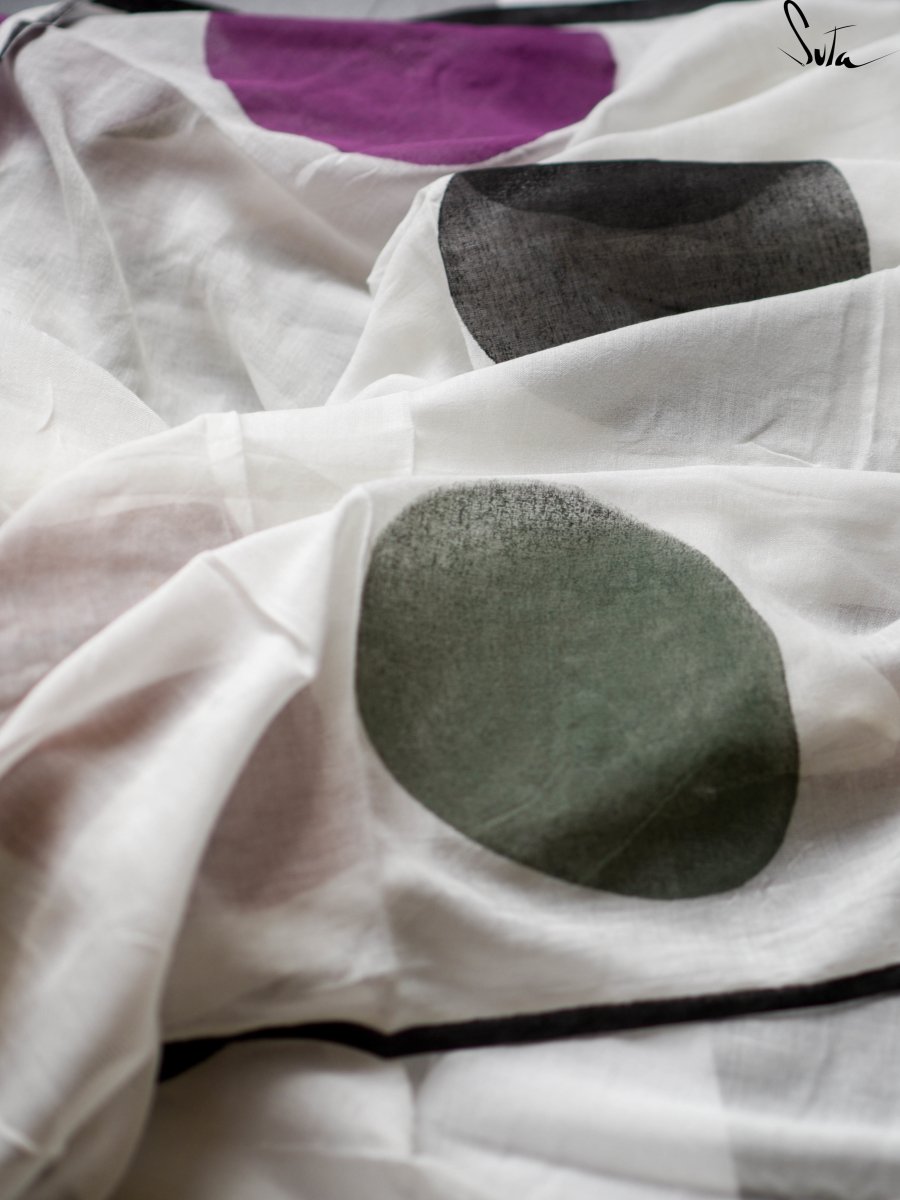 My bed of snow polka - Suta Bombay