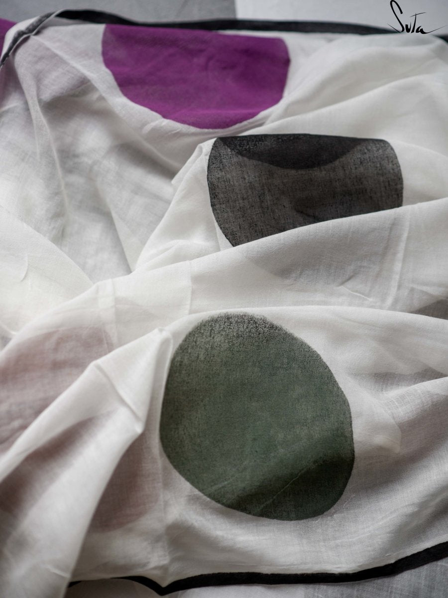 My bed of snow polka - Suta Bombay