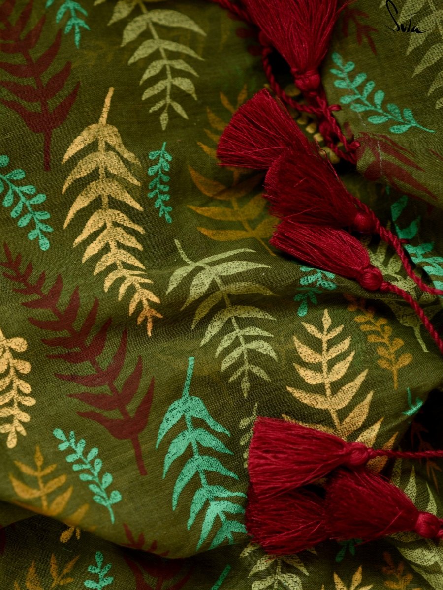 Mysterious Ferns Of Newzealand - Suta Bombay