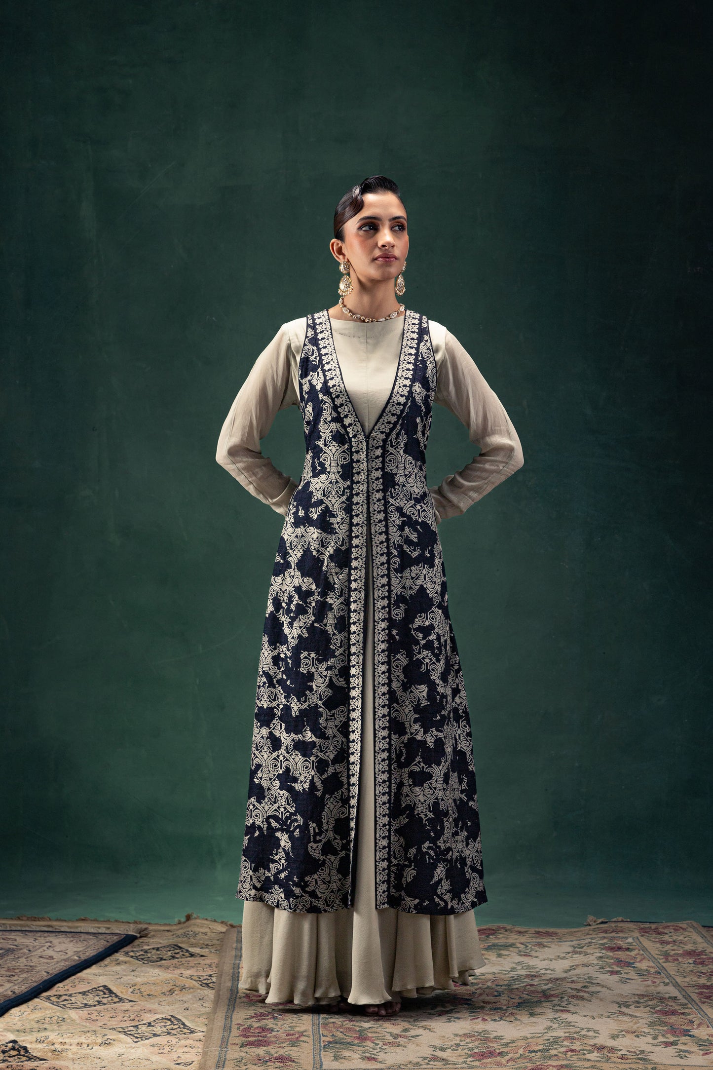 Tehzeeb Printed Full Length Jacket with a Full Sleeves Grey Anarkali