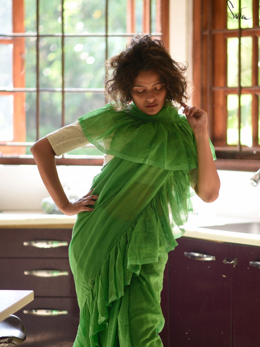 Parakeet Wings - Suta Bombay