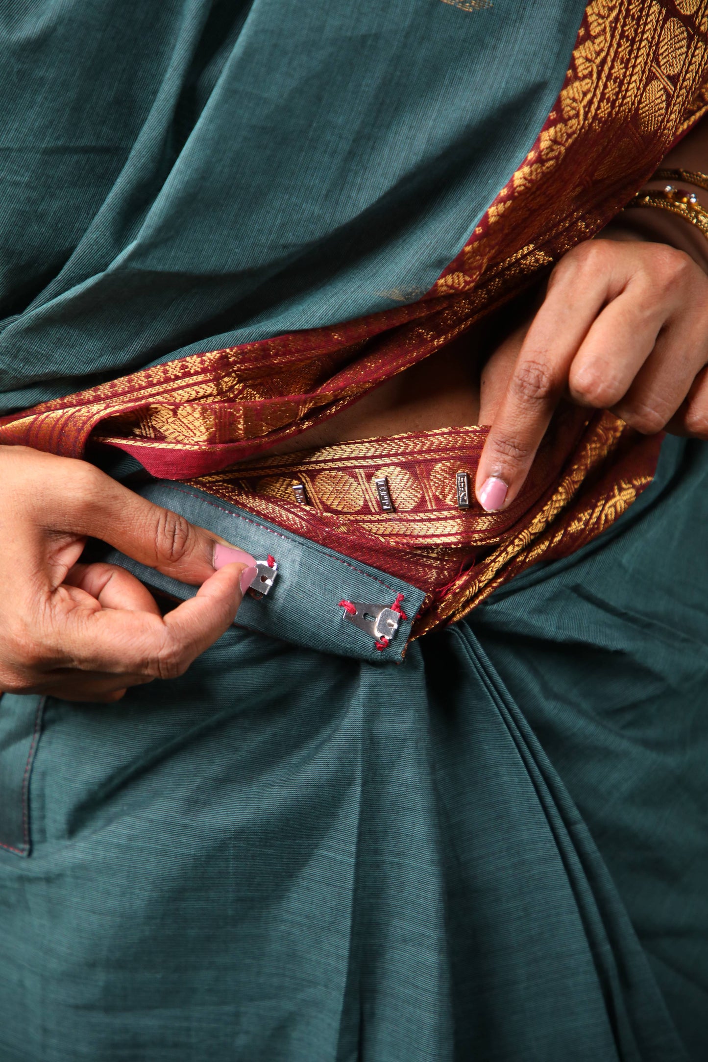 Varnam - 1 minute Ready-to-wear saree in Teal color in Kanchi Cotton