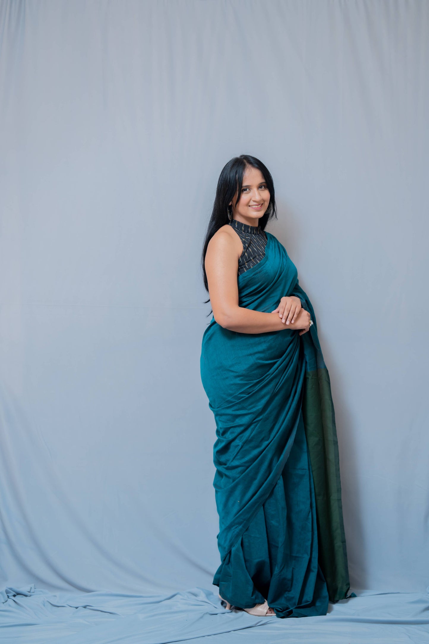 Aanchal - 1 minute Ready-to-wear saree in Teal with green in Khadi fabric