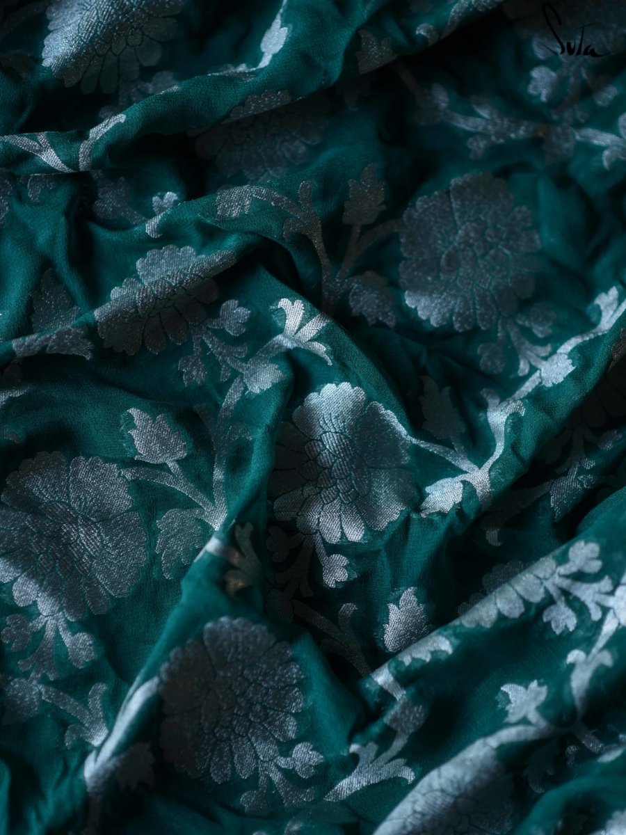 Rebel Rani - Suta Bombay