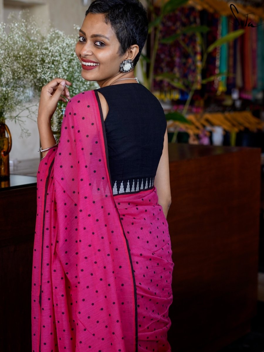 Red dimpled dots - suta