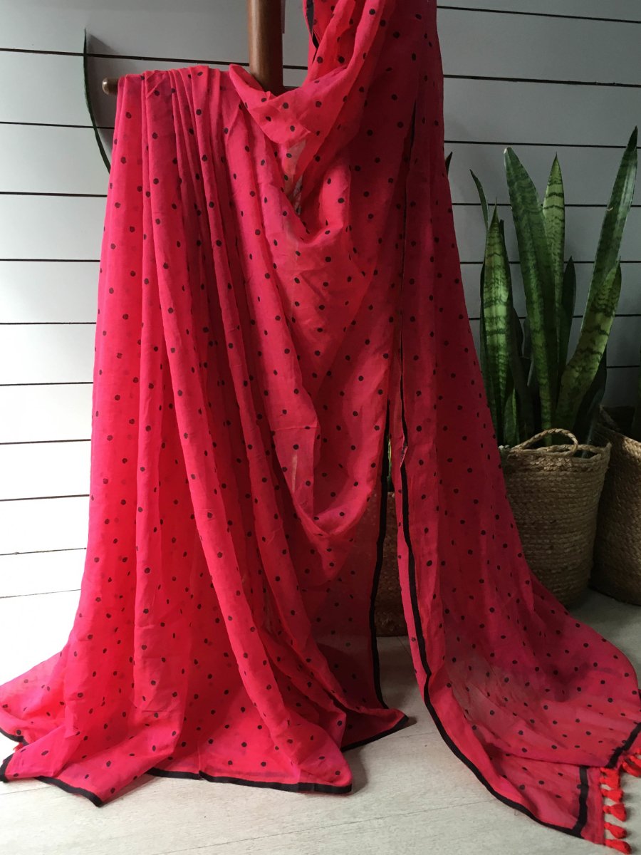 Red dimpled dots - Suta Bombay