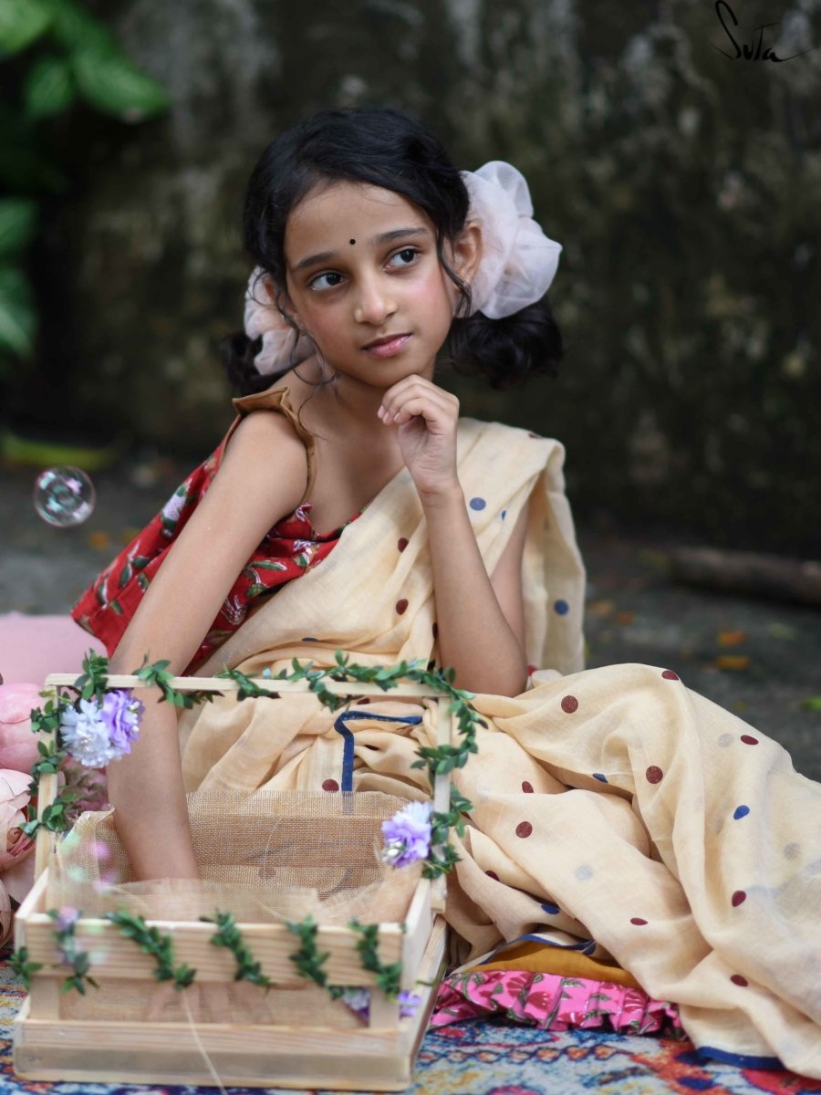 Rock, paper, scissors - Suta Bombay