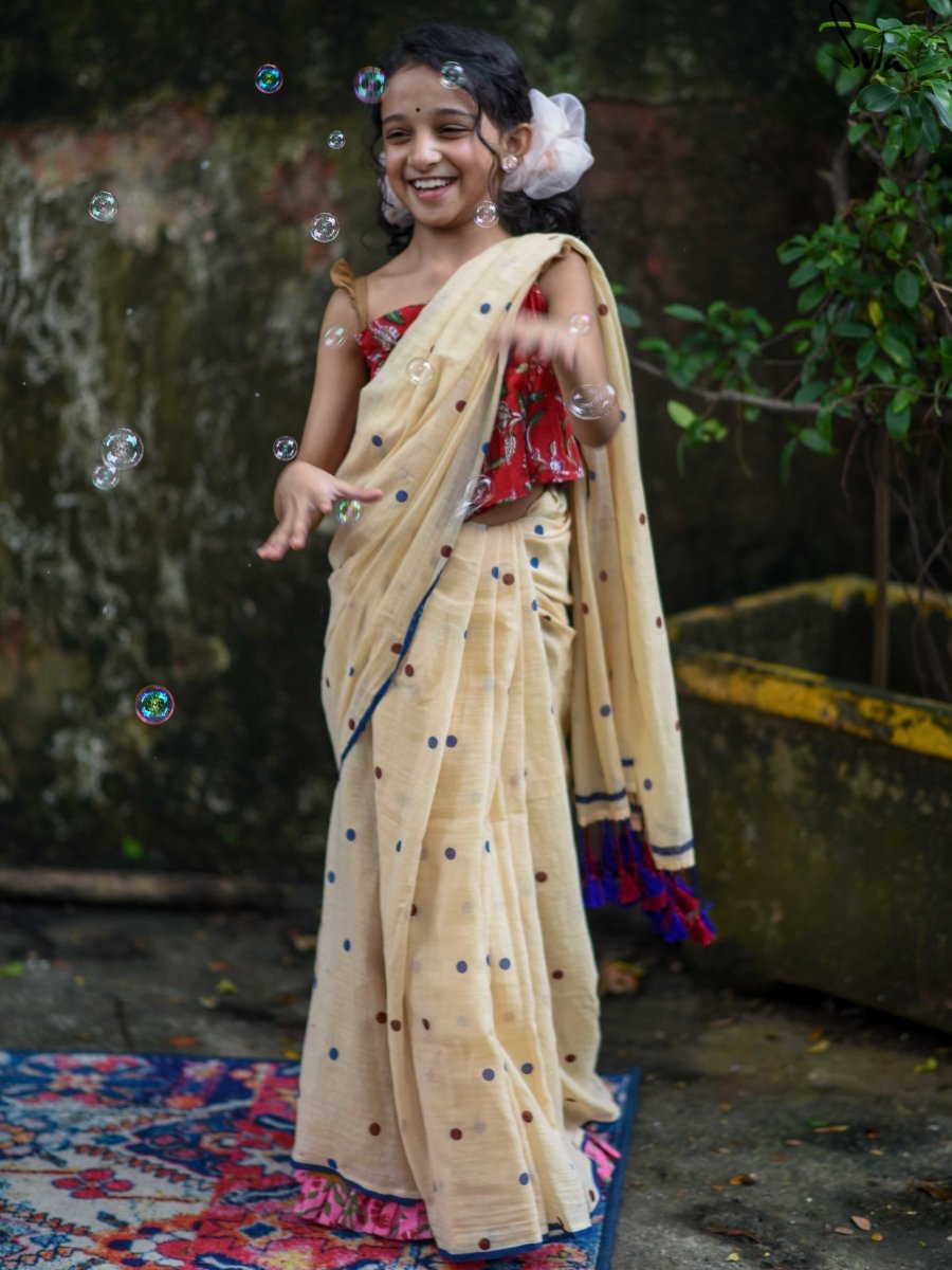 Rock, paper, scissors - Suta Bombay