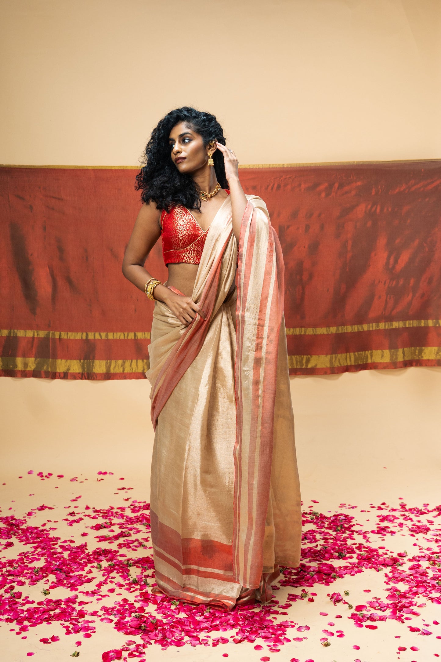 SHRAVI saree I Rose Gold Handloom Tissue Saree