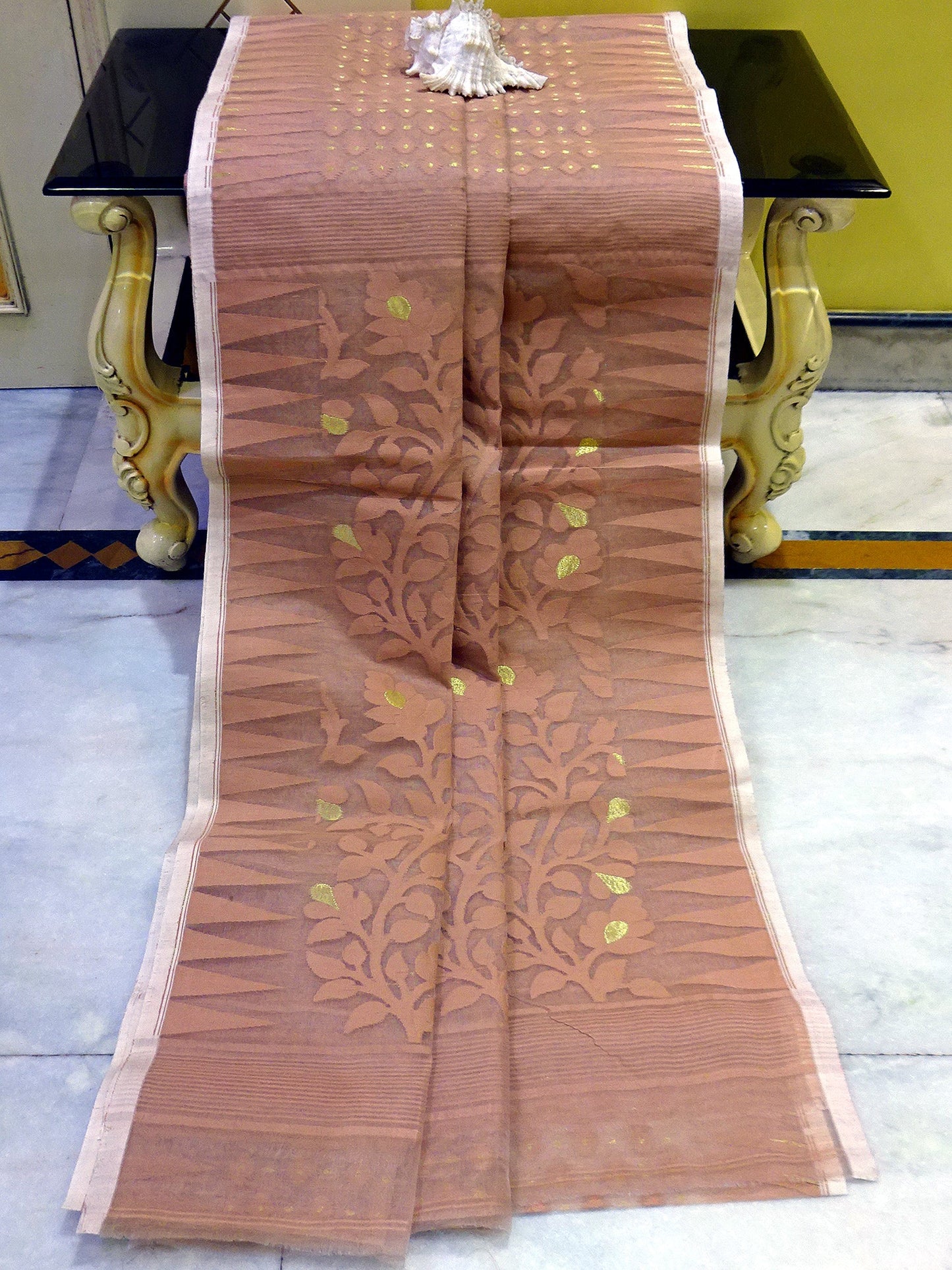 Traditional Soft Jamdani Saree in Sandalwood and Gold