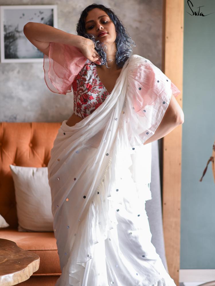 Starry galaxy - Suta Bombay