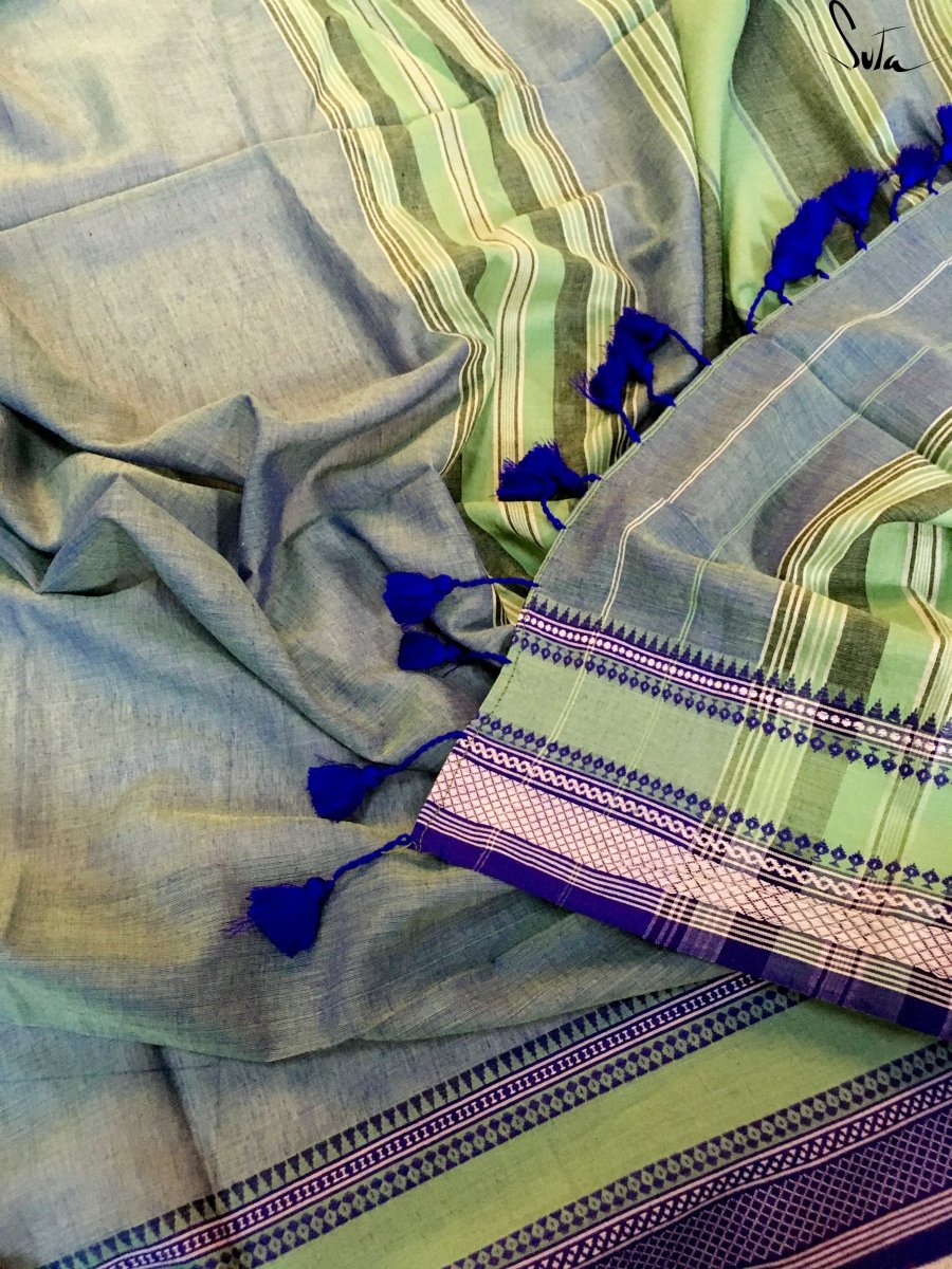 Tinted blue daisy - Suta Bombay