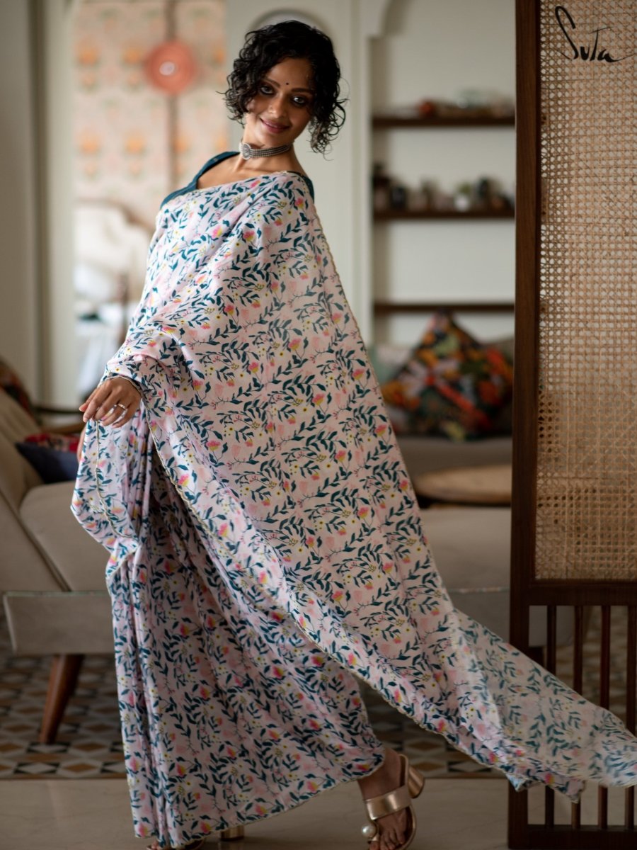 Trails of Blue Cereus - suta