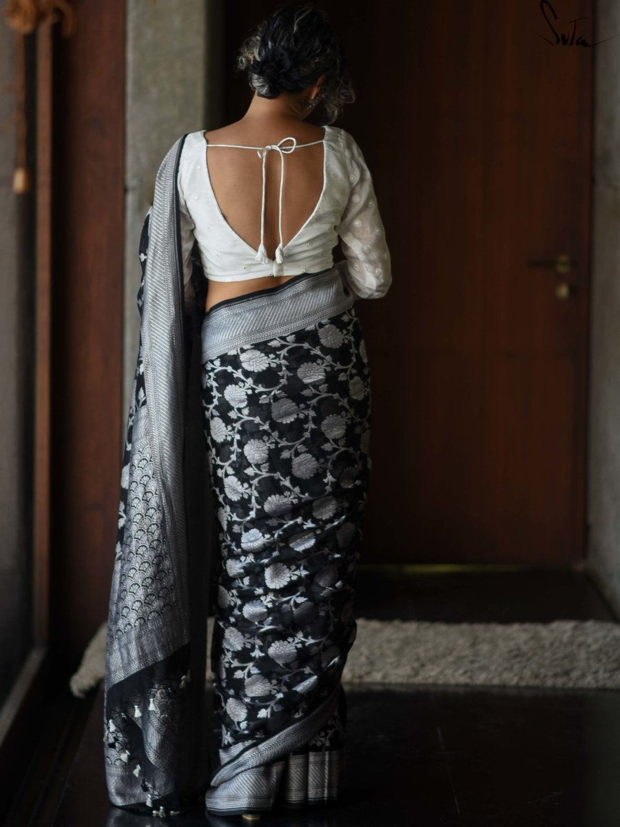 Vulnerable Vijayshanti - Suta Bombay