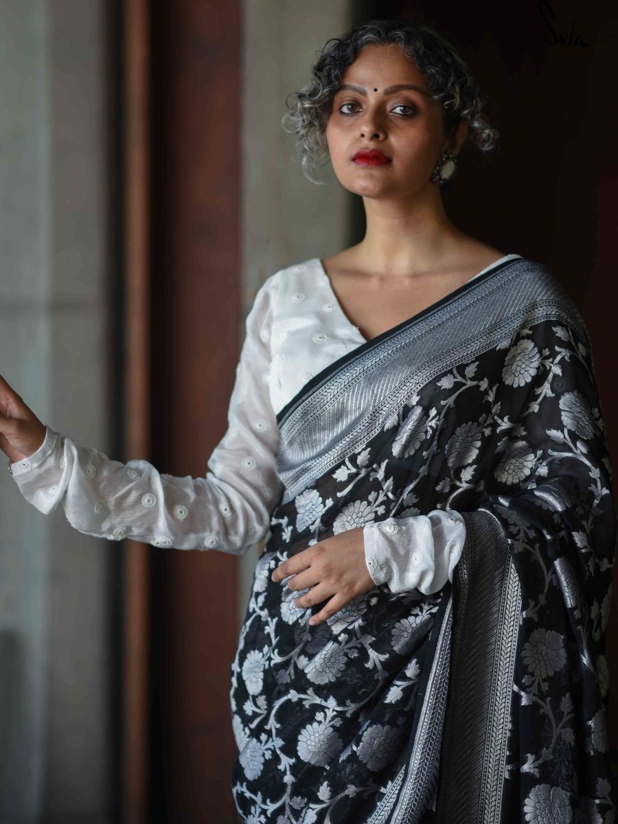 Vulnerable Vijayshanti - Suta Bombay