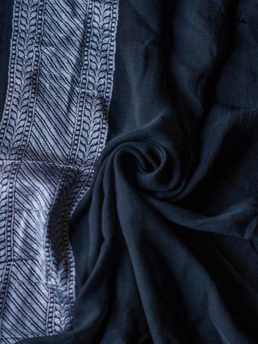 Vulnerable Vijayshanti - Suta Bombay