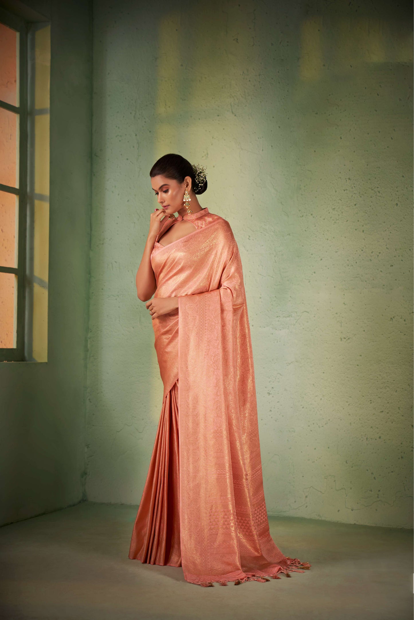 Beautiful Pink Gold Zari Kanjeevaram Silk Saree