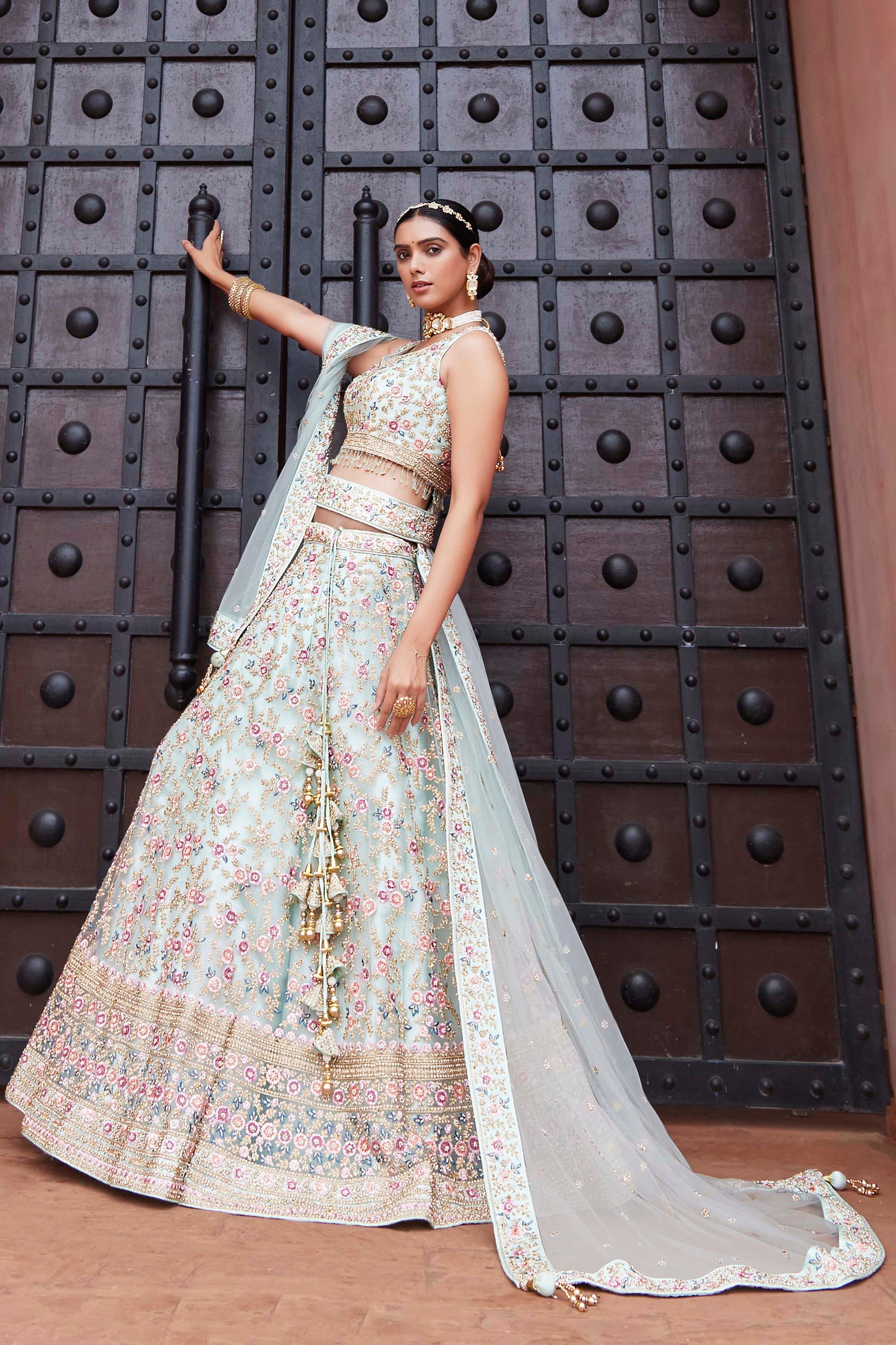 White Heavy Bridal Wear Silk Lehenga Choli SC008 Mohi fashion White Heavy Bridal Wear Silk Lehenga Choli SC008 Mohi fashion
